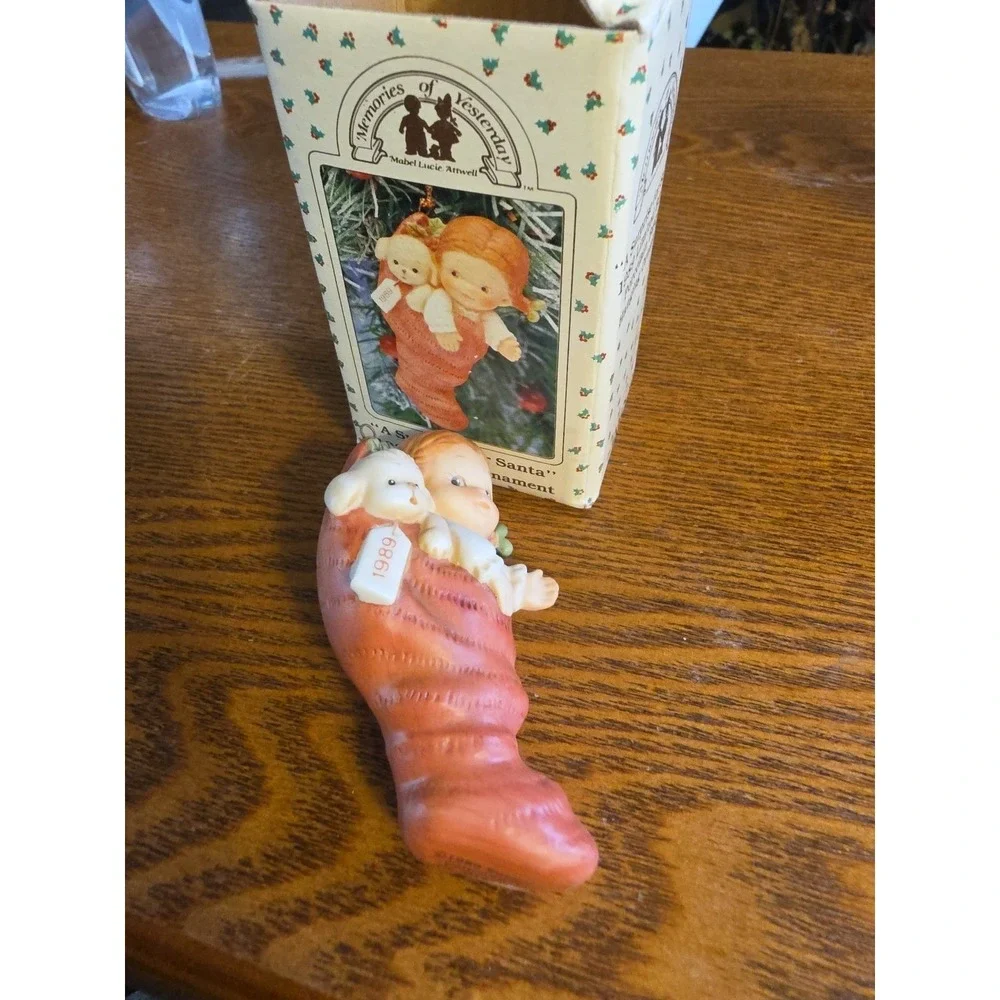 Enesco 1989 Memories of Yesterday A‎ Surprise for Santa Porcelain Ornament